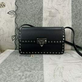 Picture of Valentino Handbags _SKUfw140700850fw